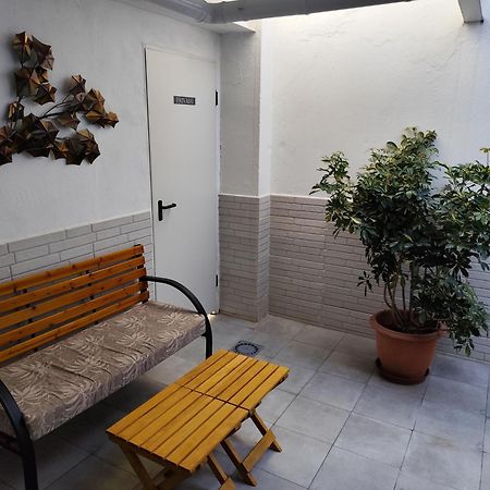 Apartamentos De La Haya & Suite Con Jacuzzi, Junto Al Teatro Romano Mérida Eksteriør billede