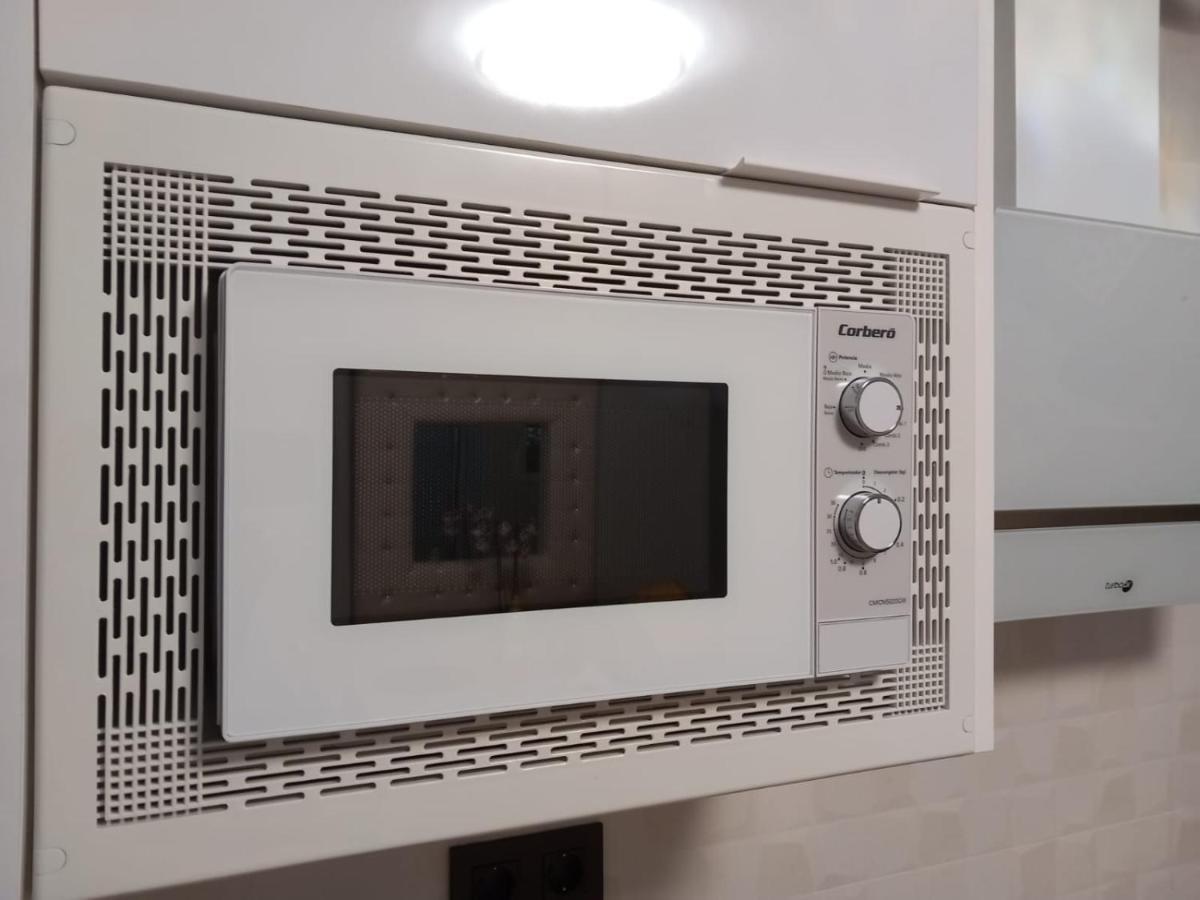 Apartamentos De La Haya & Suite Con Jacuzzi, Junto Al Teatro Romano Mérida Eksteriør billede